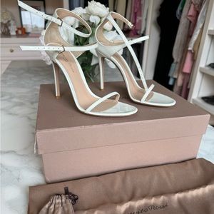 Gianvito Rossi White Open toe Pumps